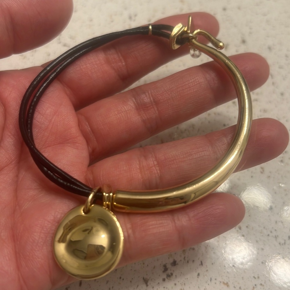 NWOT Alm Soho bracelet 🔥🌹